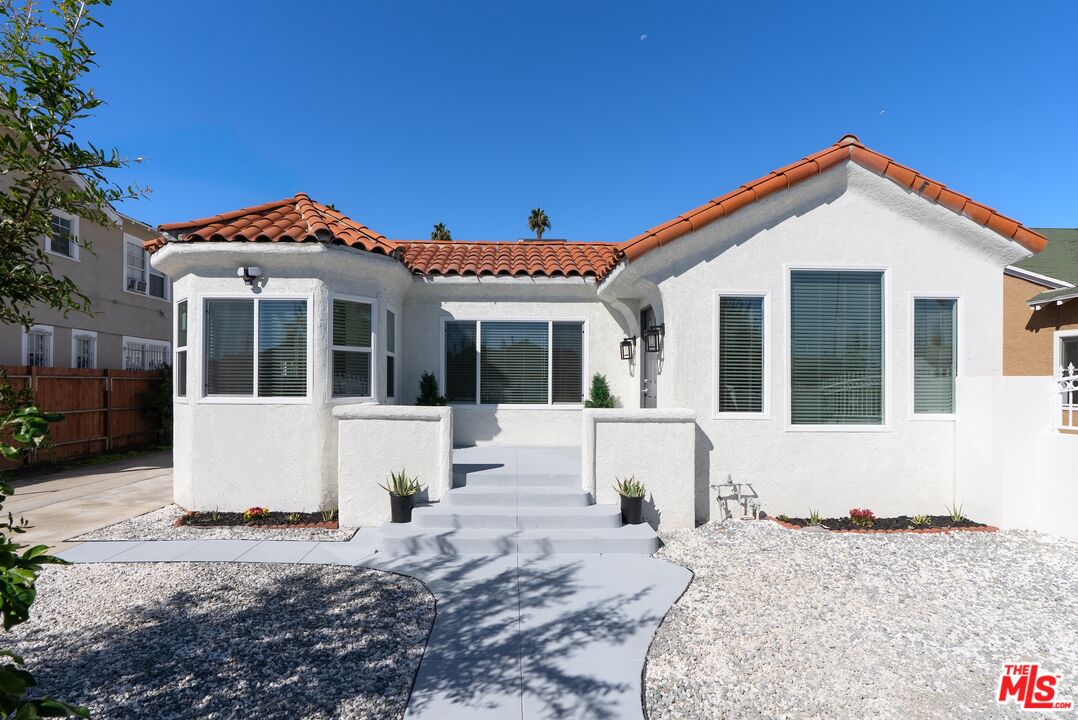 Property photo for 4241 Arlington Ave, Los Angeles, CA