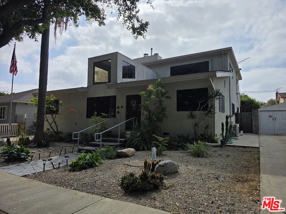 Property photo for 12012 Dewey St, Los Angeles, CA