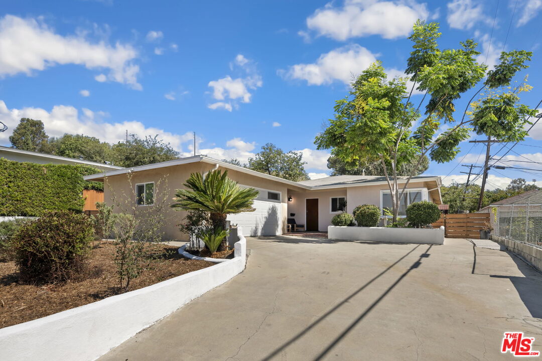 Property photo for 2216 N Indiana Ave, Los Angeles, CA