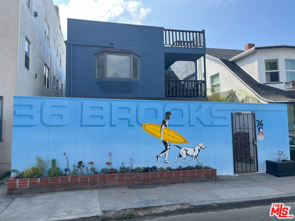 Property photo for 36 Brooks Ave, #D, Venice, CA