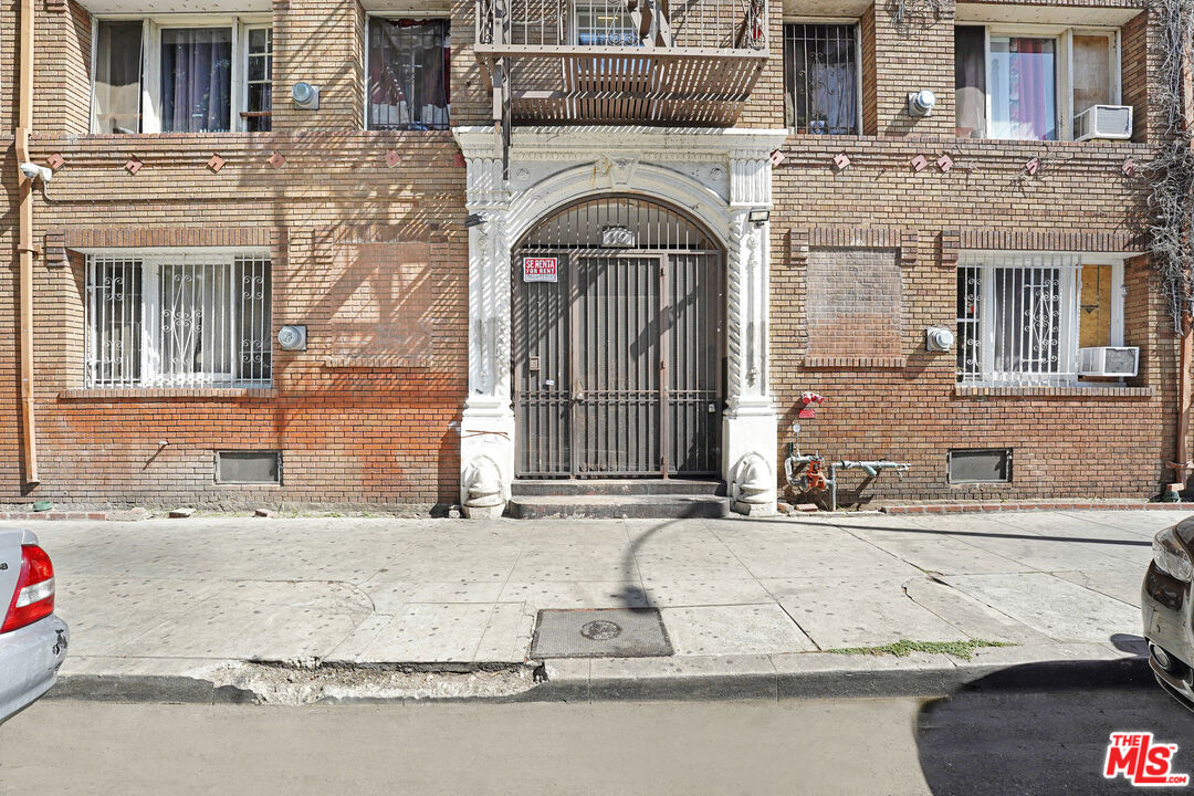 Property photo for 812 S Westlake Ave, #303, Los Angeles, CA
