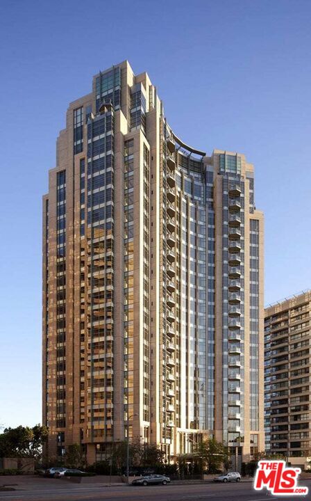 Property photo for 10776 Wilshire Blvd, #403, Los Angeles, CA