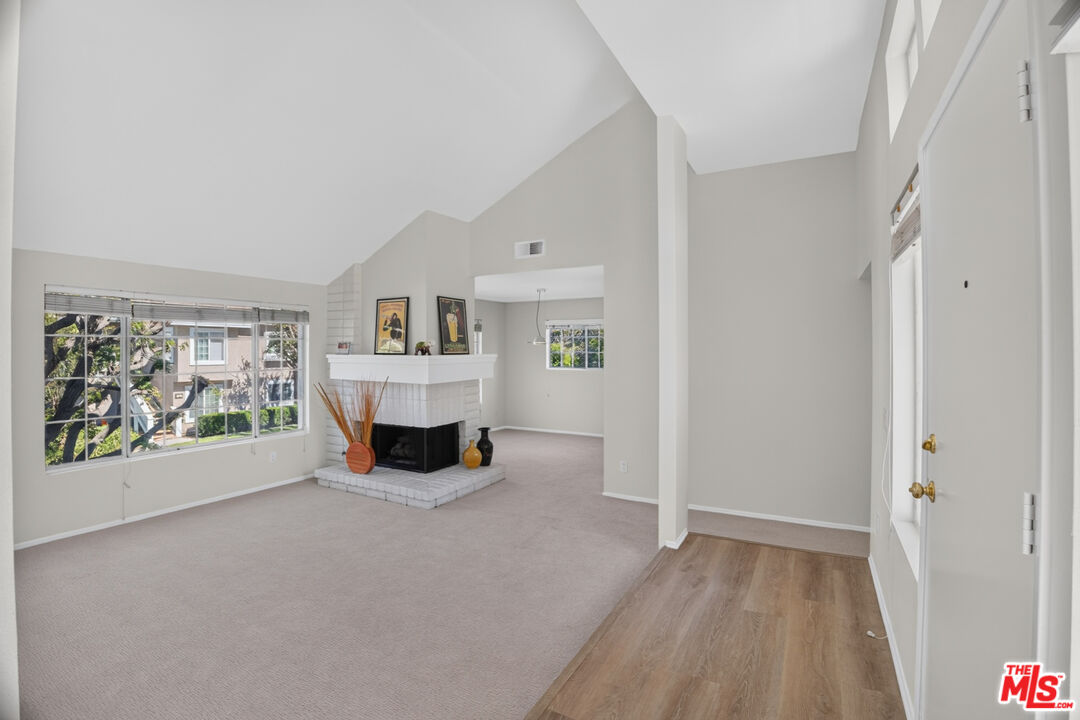 163 Greenfield, Irvine, CA 92614