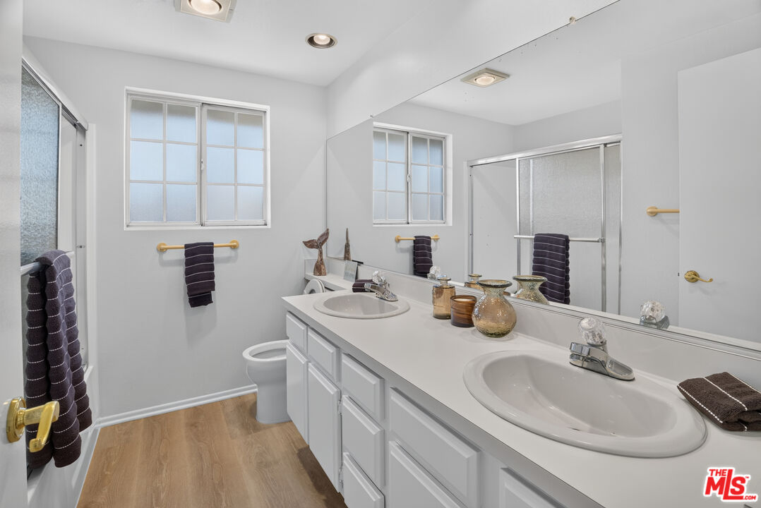 163 Greenfield, Irvine, CA 92614