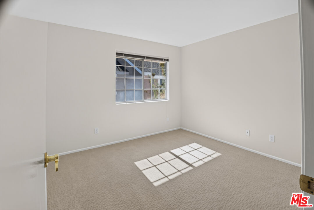 163 Greenfield, Irvine, CA 92614