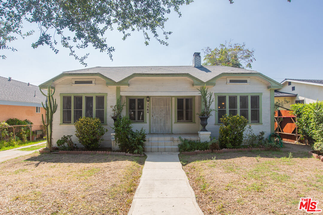 Property photo for 3464 Perlita Ave, Los Angeles, CA