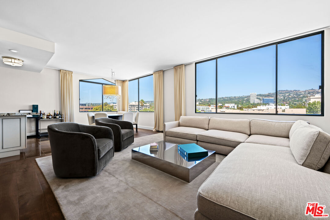 Property photo for 412 N Palm Dr, #604, Beverly Hills, CA