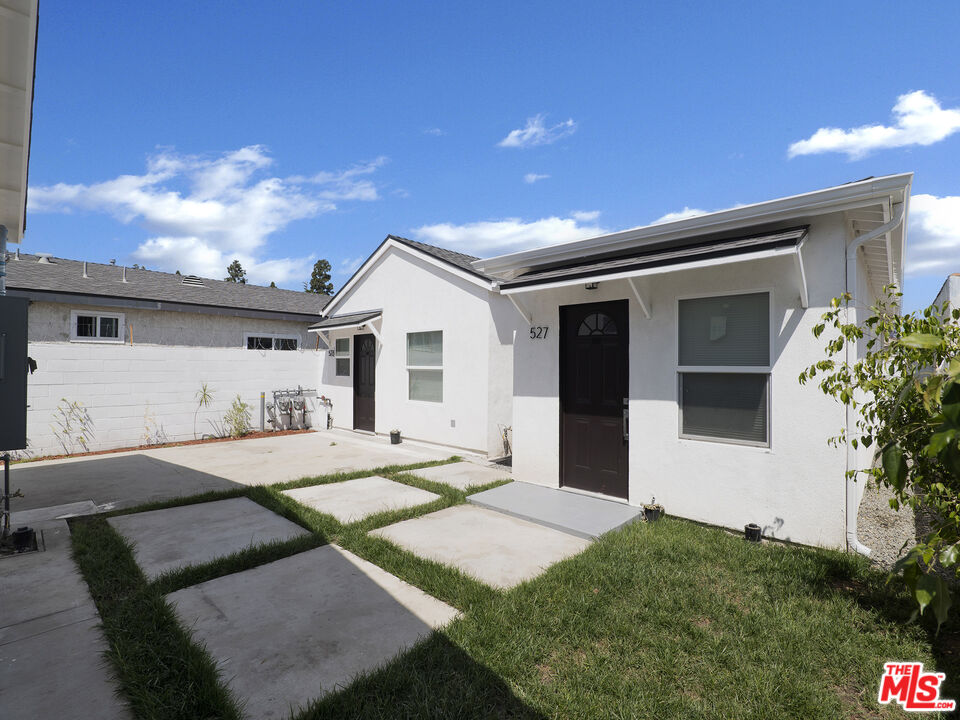 Property photo for 527 1/2 N 90th St, Los Angeles, CA