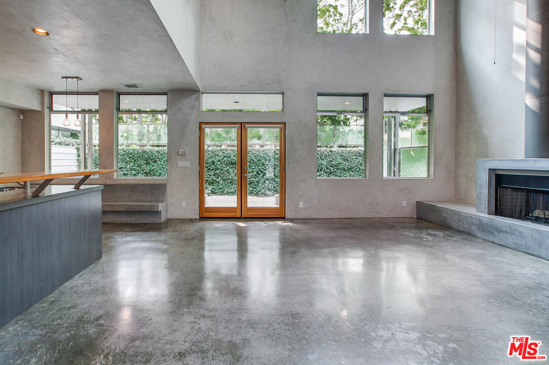 Property photo for 538 Broadway St, #1, Venice, CA