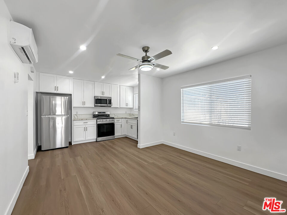 Property photo for 215 1/2 W Plymouth St, Inglewood, CA