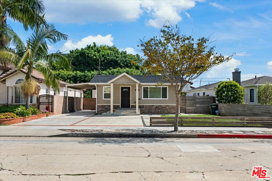 Property photo for 10744 Oregon Ave, Culver City, CA
