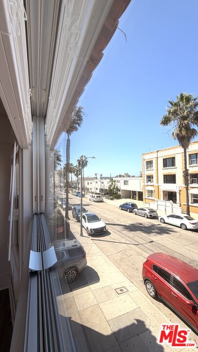 Property photo for 54 Rose Ave, #5, Venice, CA