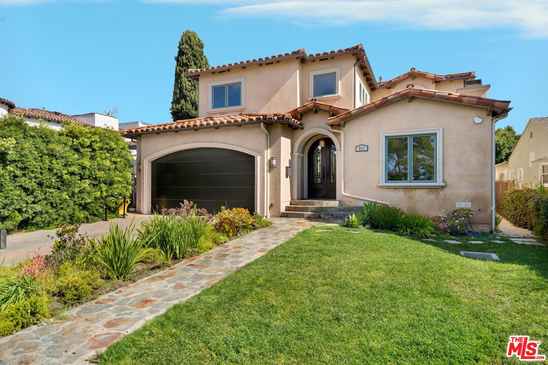 Property photo for 911 Harvard St, Santa Monica, CA