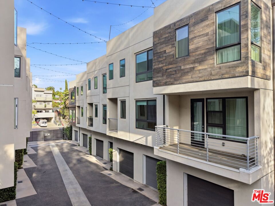 Property photo for 2111 N Cahuenga Blvd, #11, Los Angeles, CA