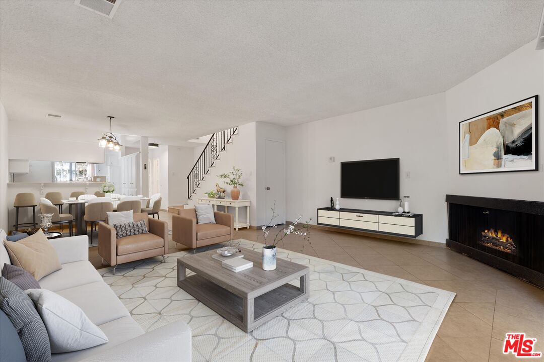 Property photo for 848 15th St, #2, Santa Monica, CA