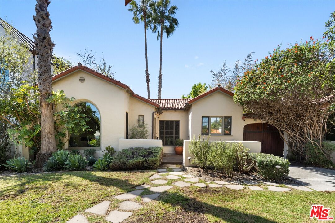 Property photo for 445 N Sweetzer Ave, Los Angeles, CA
