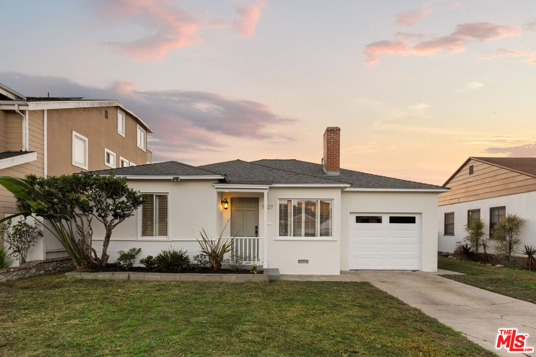 Property photo for 7527 Stewart Ave, Los Angeles, CA