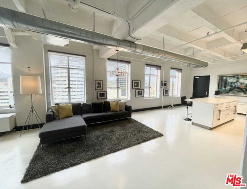 Property photo for 6253 Hollywood Blvd, #909, Los Angeles, CA