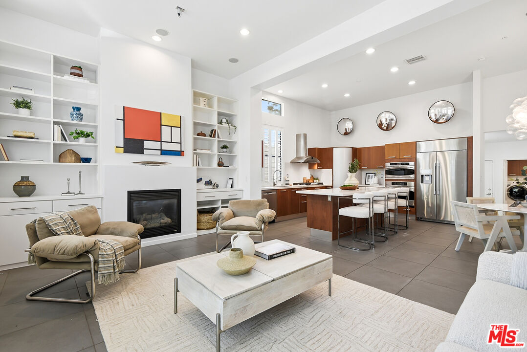 Property photo for 12912 Discovery Crk, Playa Vista, CA