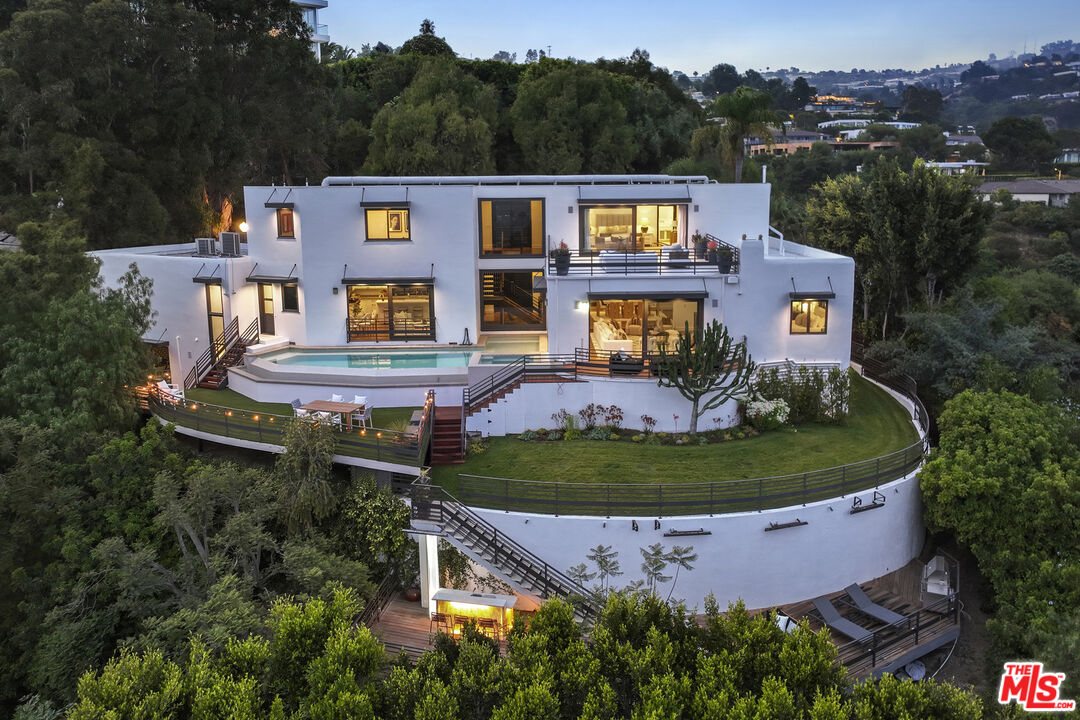 Property photo for 9330 Beverly Crest Dr, Beverly Hills, CA