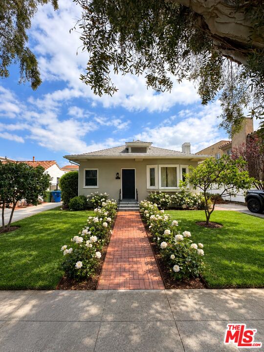 Property photo for 1128 S La Peer Dr, Los Angeles, CA