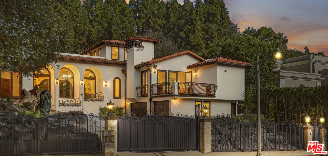 Property photo for 1260 Roscomare Rd, Los Angeles, CA