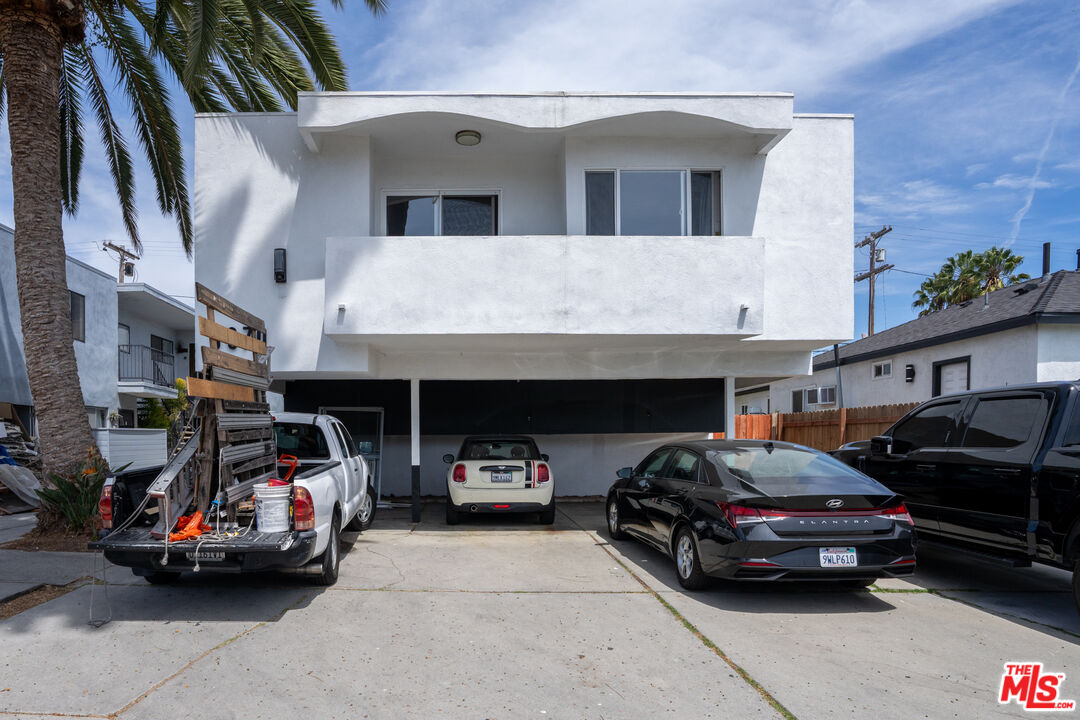 Property photo for 3670 Greenfield Ave, Los Angeles, CA