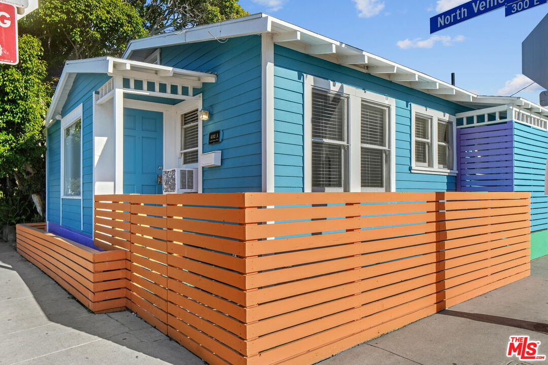 Property photo for 402 N Venice Blvd, #A, Venice, CA