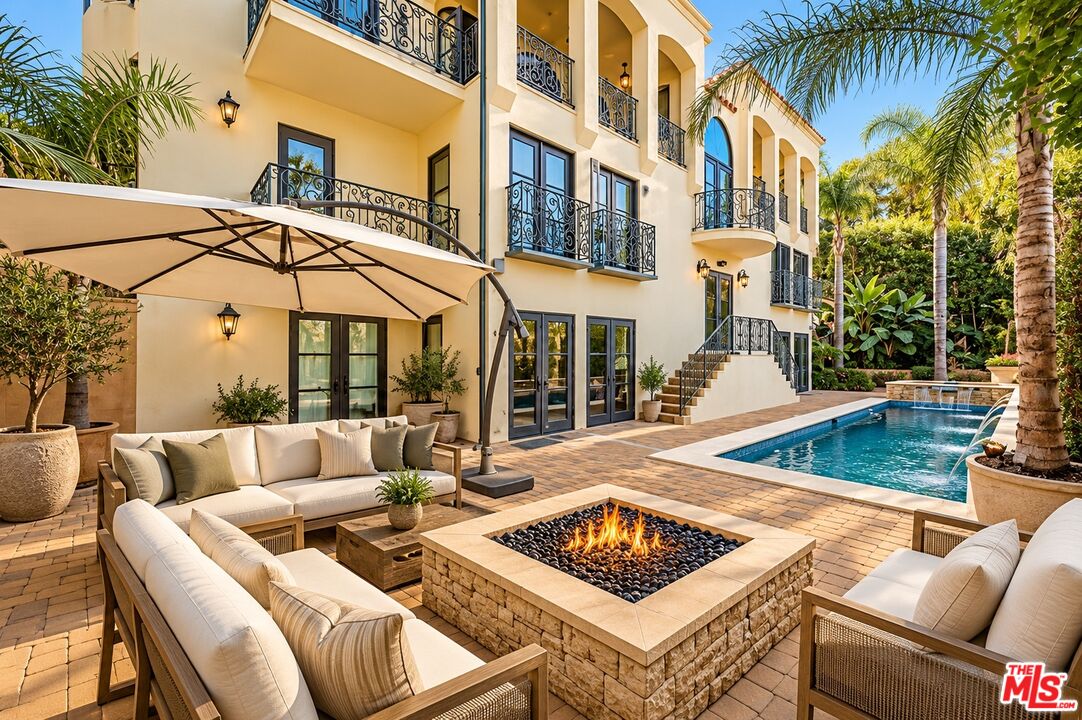 Property photo for 3110 Benedict Canyon Dr, Beverly Hills, CA