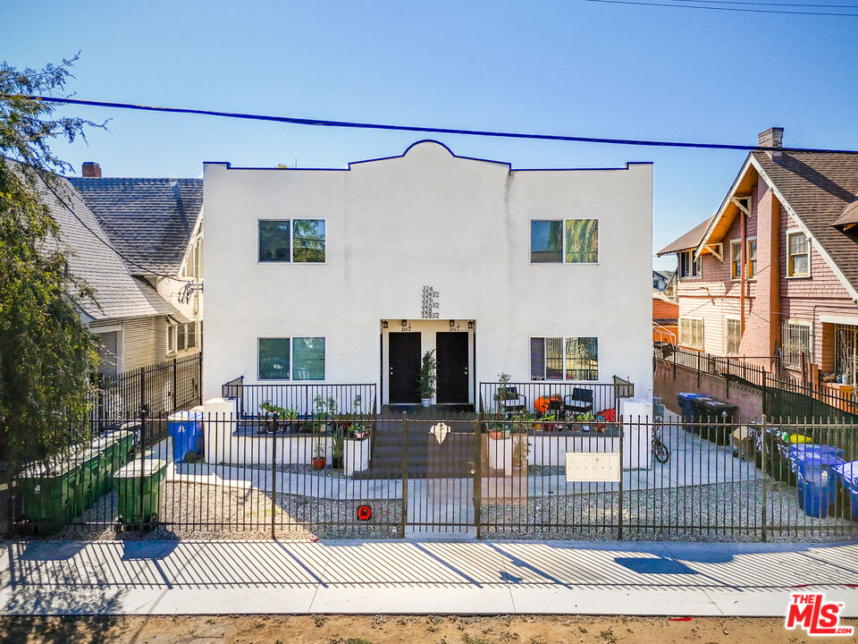 Property photo for 324 W 51st St, Los Angeles, CA