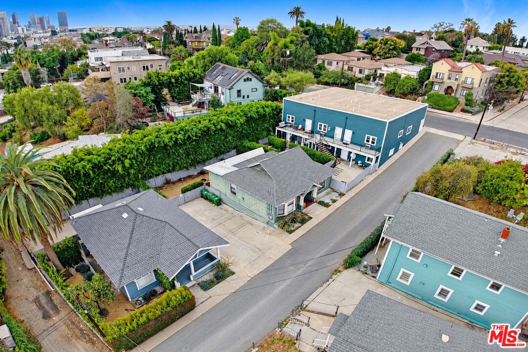 Property photo for 830 E Edgeware Rd, Los Angeles, CA