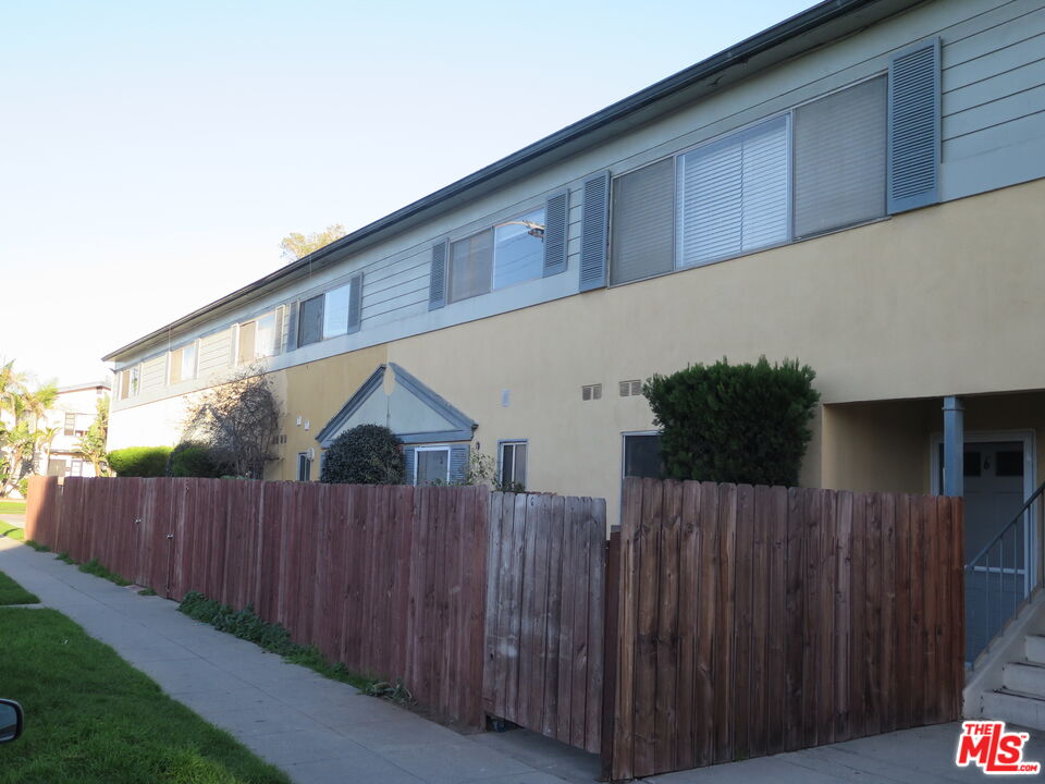 Property photo for 3603 MENTONE AVE, #5, Los Angeles, CA