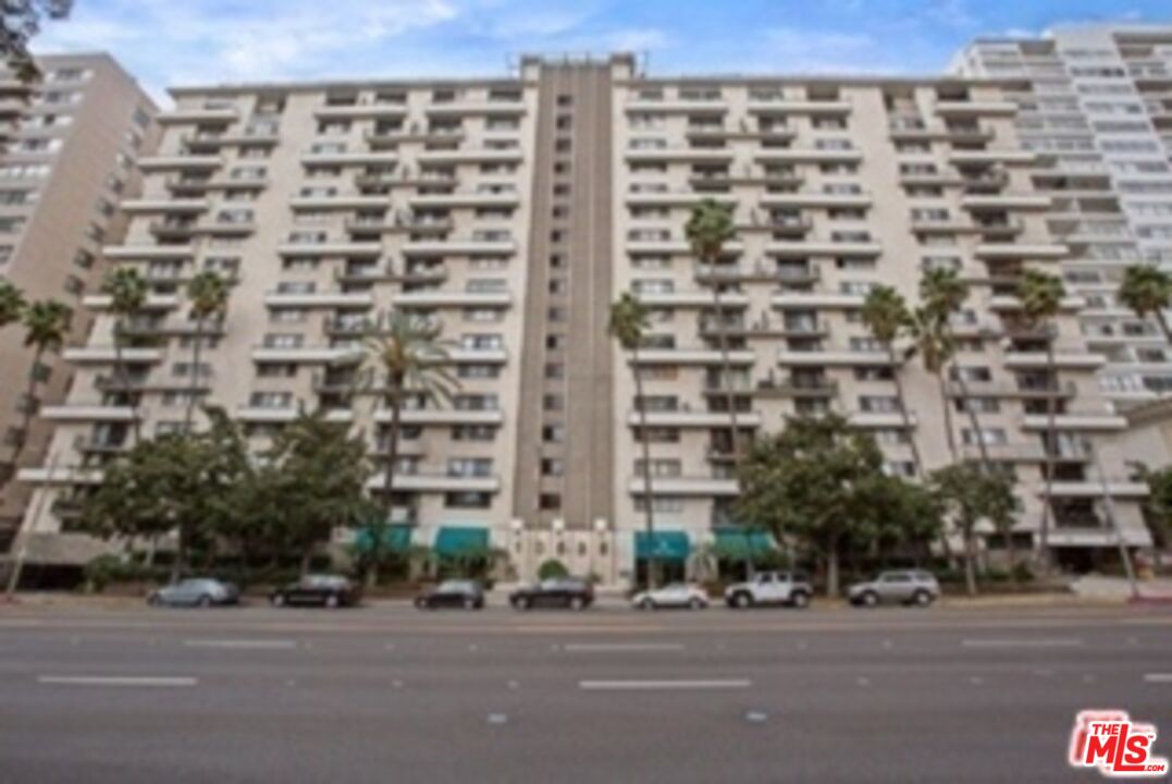 Property photo for 10535 Wilshire Blvd, #1002, Los Angeles, CA