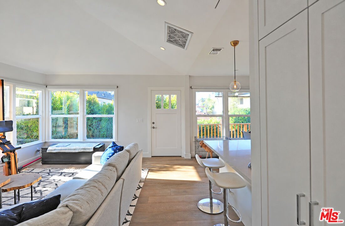Property photo for 955 9TH ST, #955, Santa Monica, CA