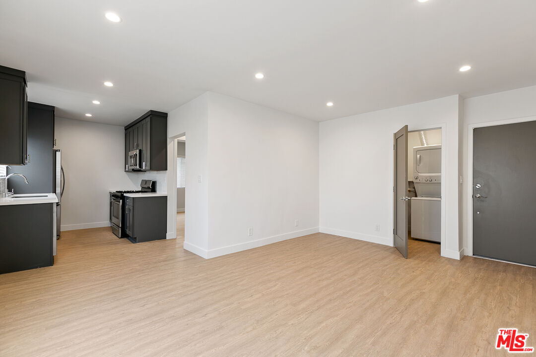 Property photo for 3314 S MENTONE AVE, #8, Los Angeles, CA