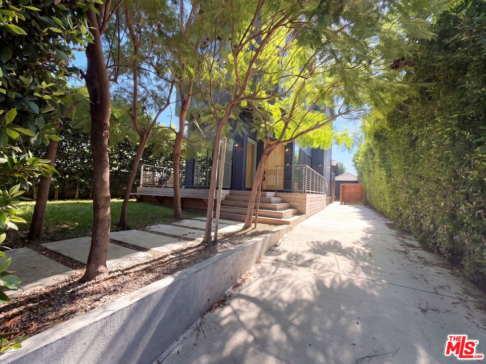 Property photo for 2418 Dallas St, Los Angeles, CA