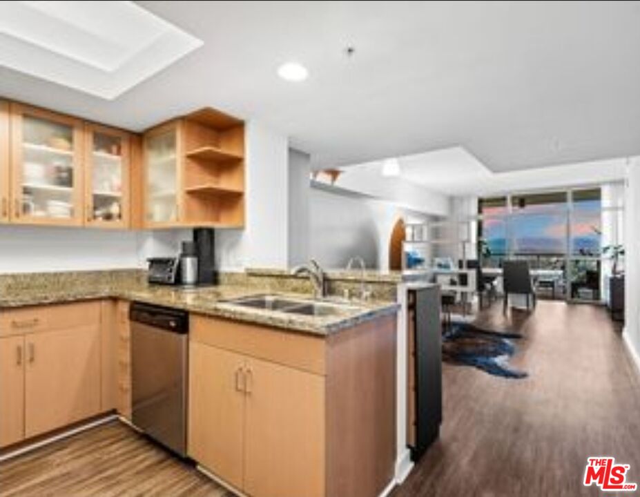 Property photo for 13700 Marina Pointe Dr, #1210, Marina Del Rey, CA
