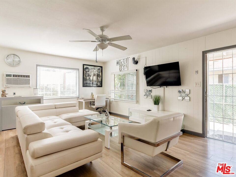 Property photo for 138 S Madison Ave, Los Angeles, CA