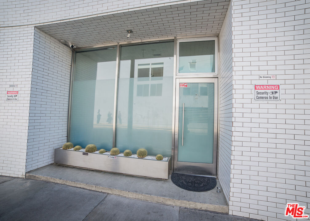 Property photo for 8 Brooks Ave, #3, Venice, CA