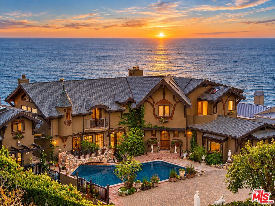 Property photo for 7007 Birdview Ave, Malibu, CA