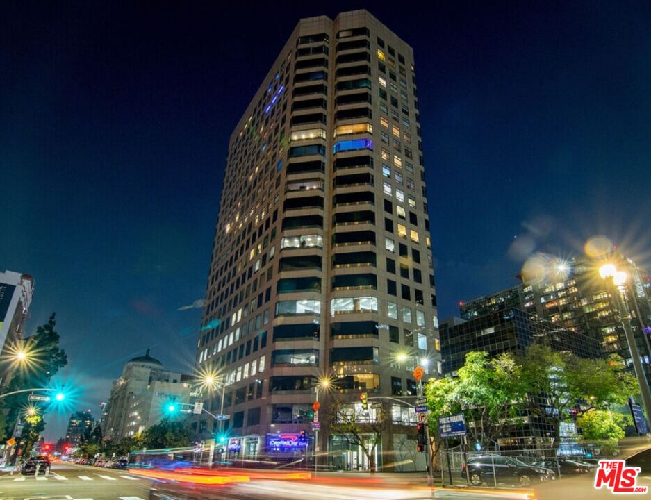 Property photo for 801 S Grand Ave, #2205, Los Angeles, CA