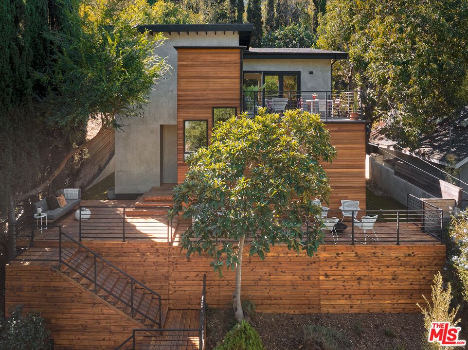 Property photo for 1714 Winmar Dr, Los Angeles, CA
