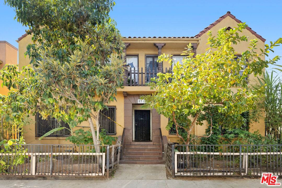 Property photo for 2717 S Budlong Ave, Los Angeles, CA