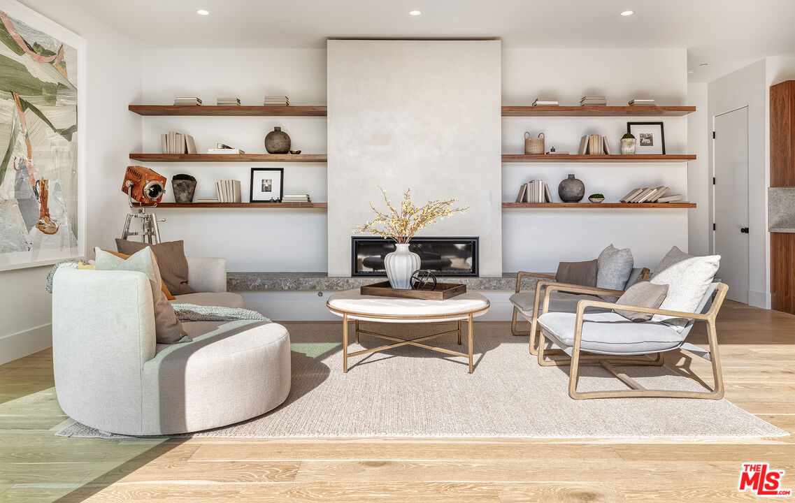 Property photo for 3985 Mclaughlin Ave, Los Angeles, CA
