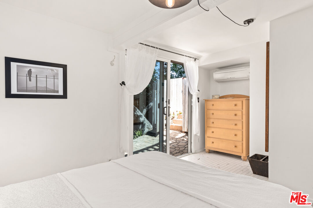 1553 Penny Rd, Topanga, CA 90290