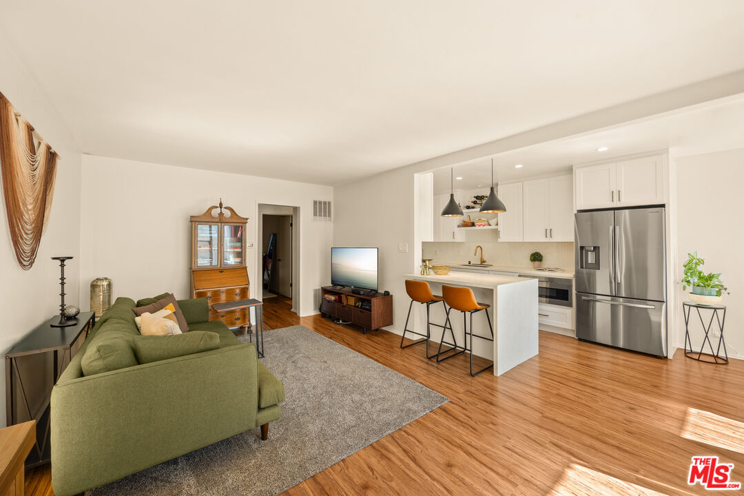 Property photo for 2621 Centinela Ave, #17, Santa Monica, CA