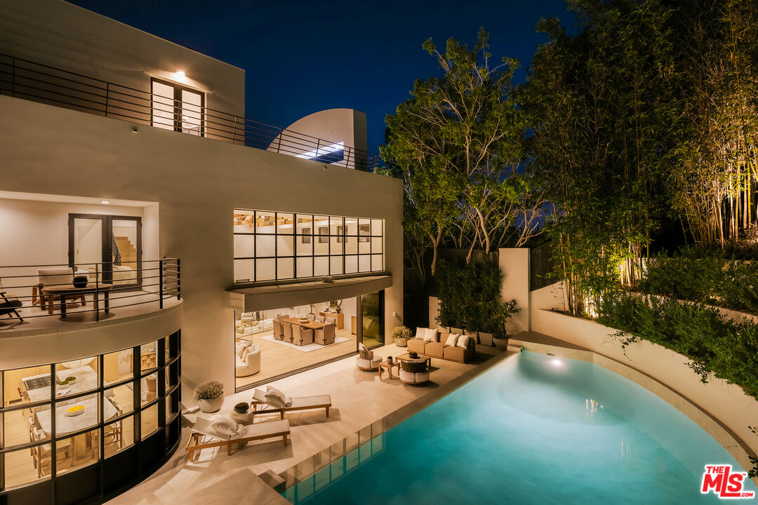 Property photo for 255 S Bentley Ave, Los Angeles, CA