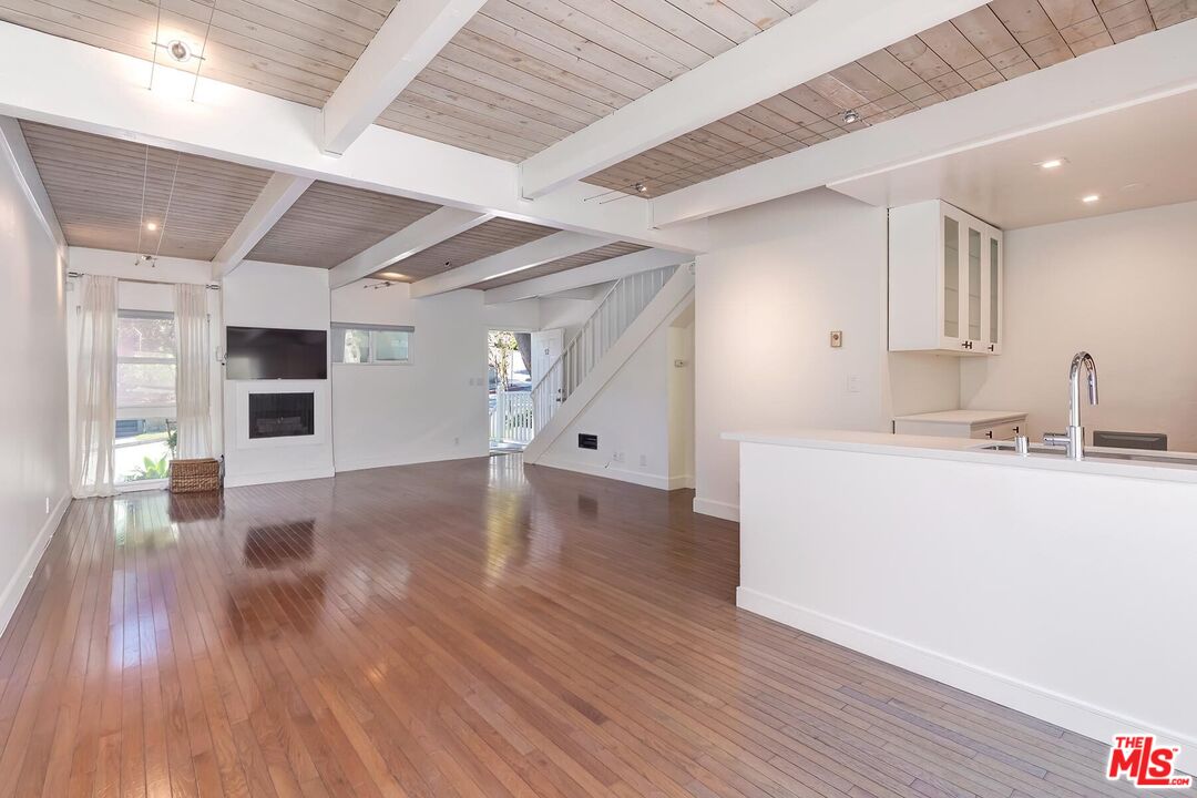 3101 5th St, #12, Santa Monica, CA 90405 3101 5th St, #12, Santa Monica, CA 90405