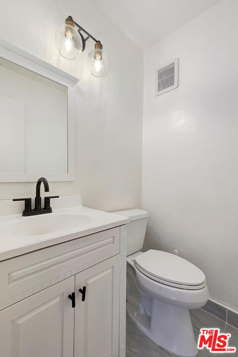 3101 5th St, #12, Santa Monica, CA 90405 3101 5th St, #12, Santa Monica, CA 90405