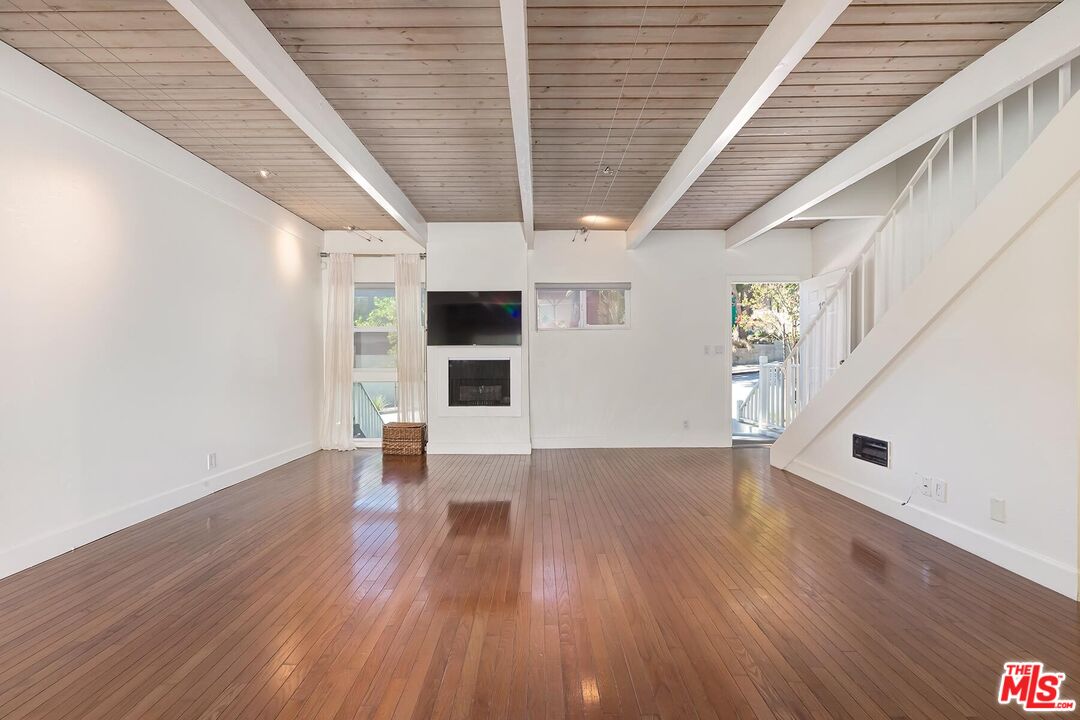3101 5th St, #12, Santa Monica, CA 90405 3101 5th St, #12, Santa Monica, CA 90405